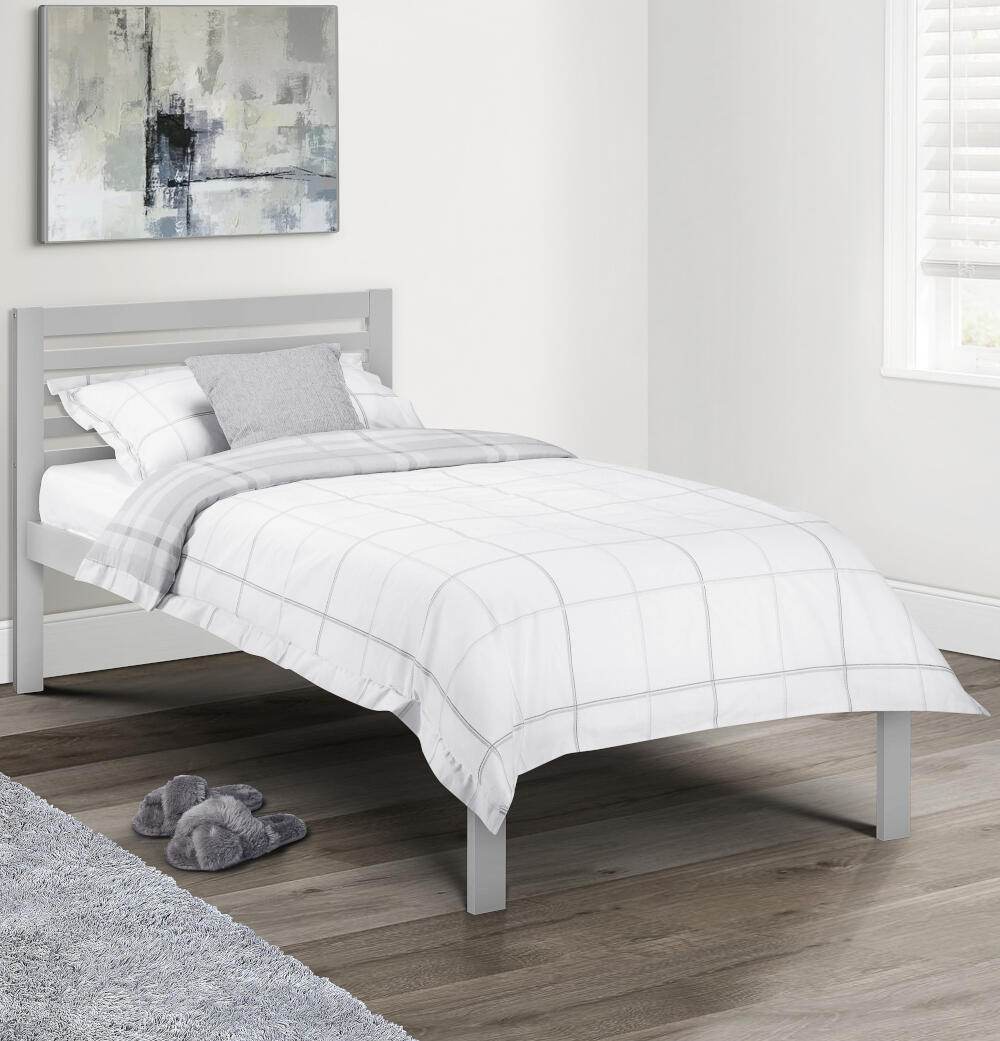 Slocum Grey Solid Pine Bed Room Set