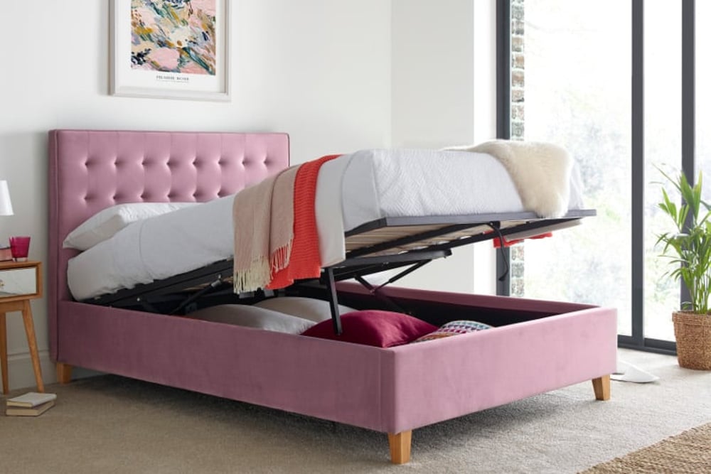 Pink Bedroom Vibes