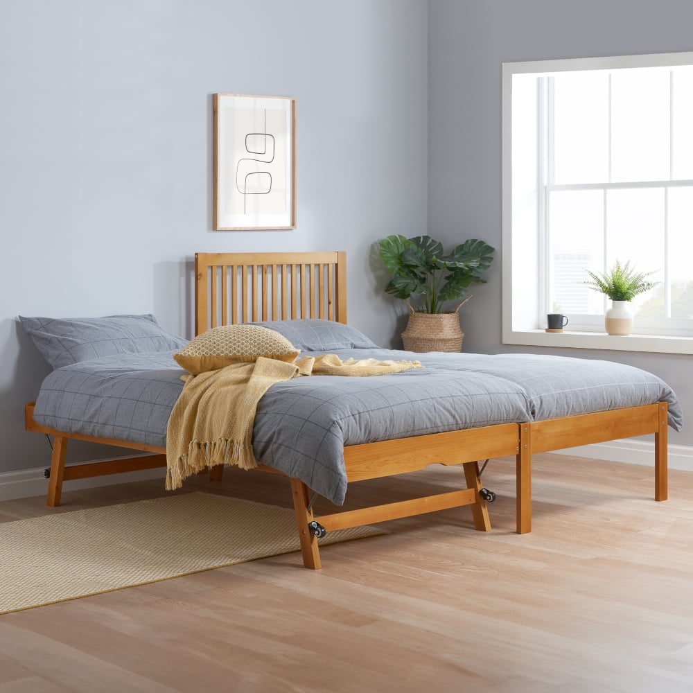 Buxton Pine Guest Bed Trundle Shot