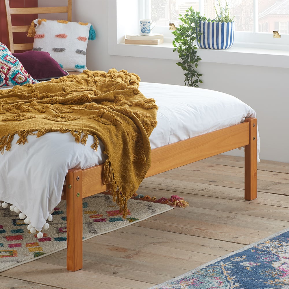 Double bed discount pine base