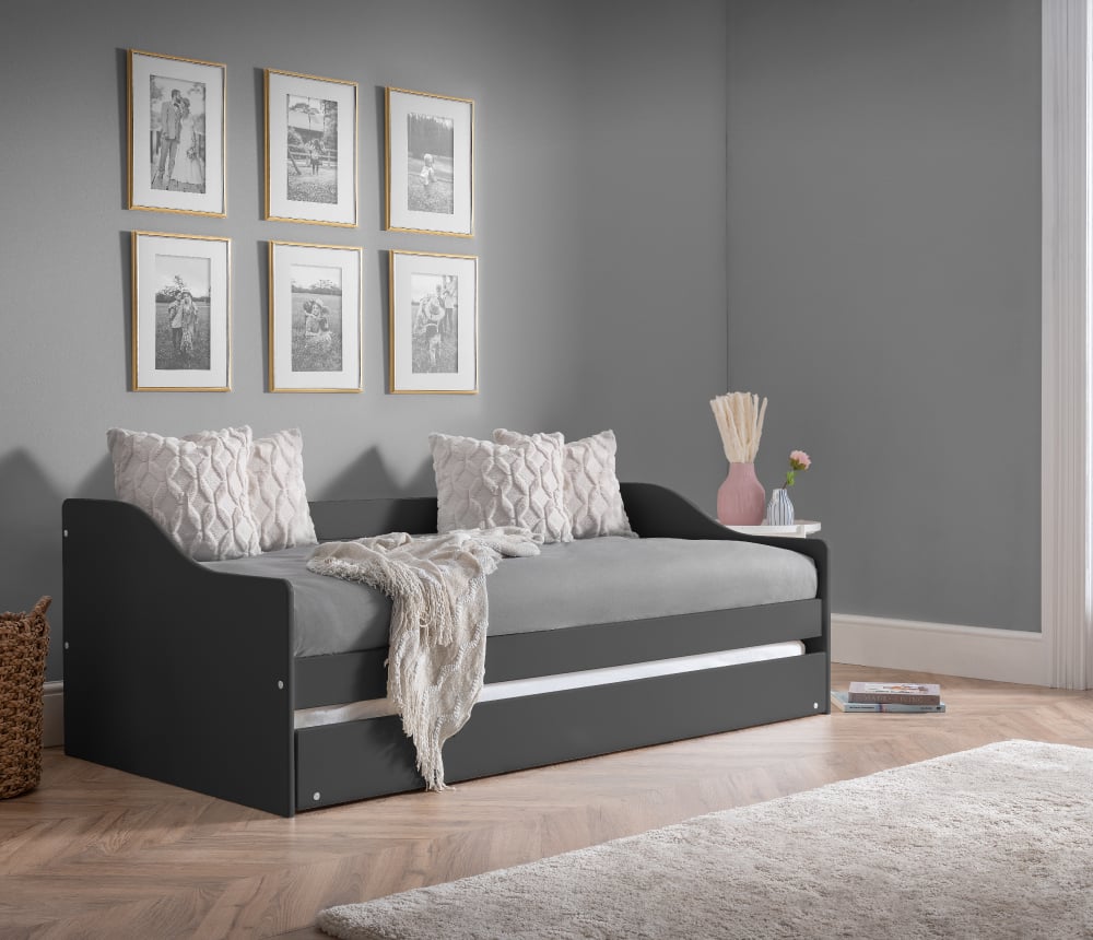 Elba Anthracite Day Bed and Trundle, Trundle Close-Up