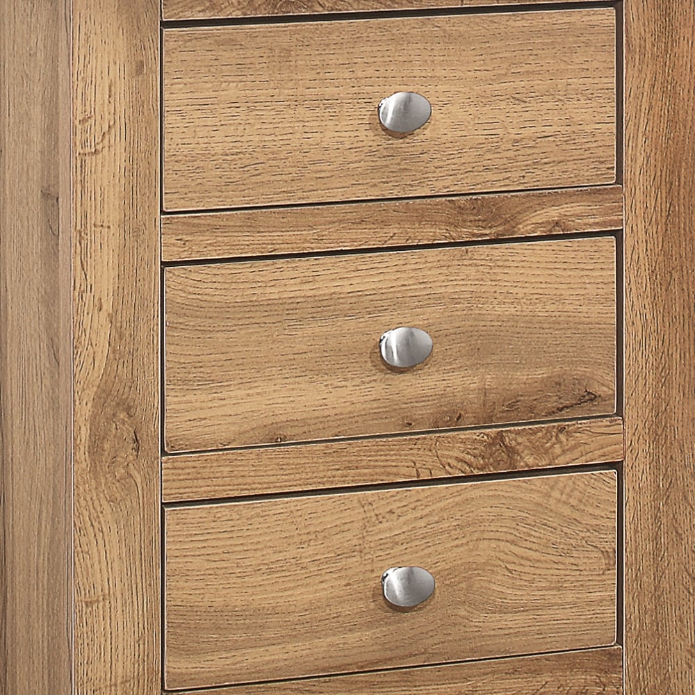 Hampstead 3-Drawer Wooden Bedside Table Close-Up