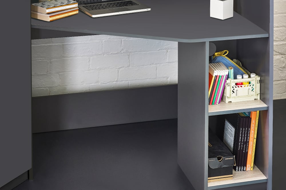 Integral Desk Is Perfect For Tackling Clutter