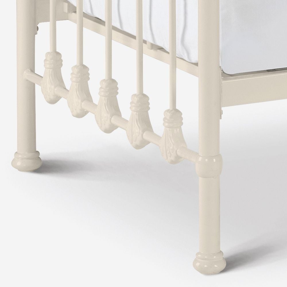 Versailles Stone White Day Bed Close-Up