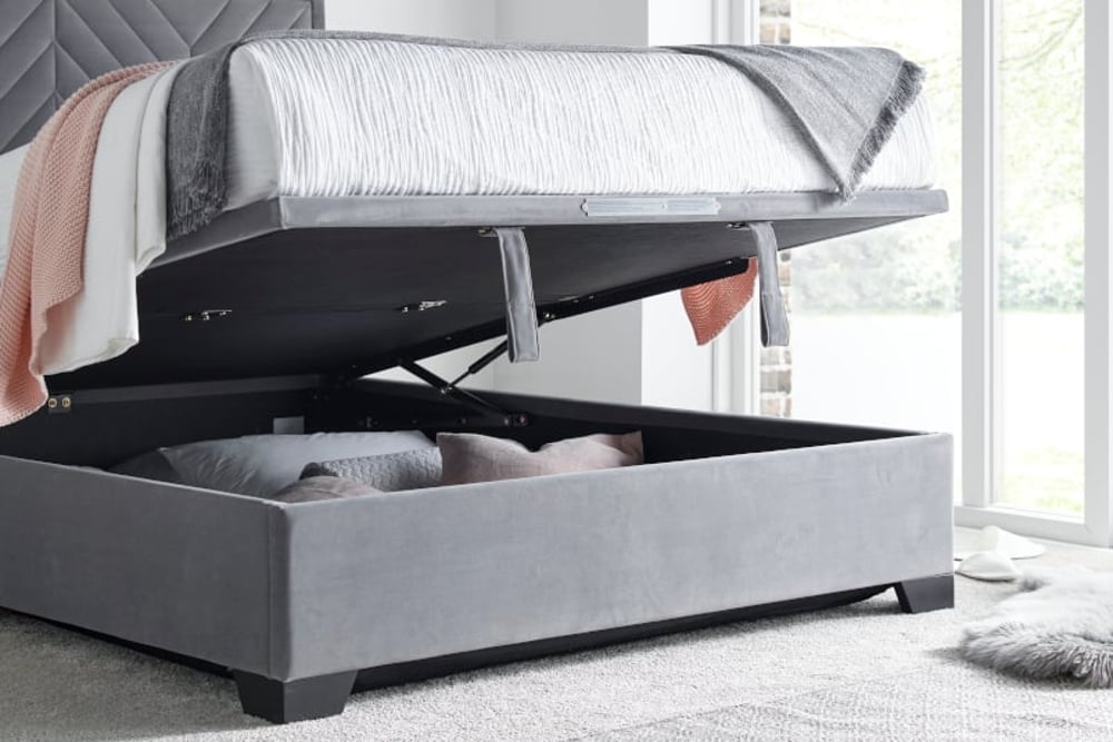 Foot end Lift Ottoman Ensures Easy Access