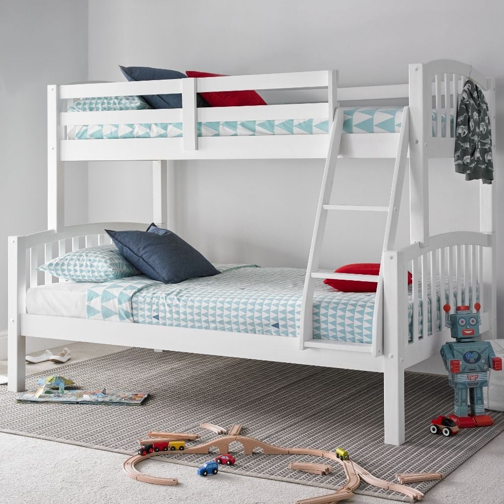 American White Wooden Triple Sleeper, White Bunk Bed Bedroom Sets