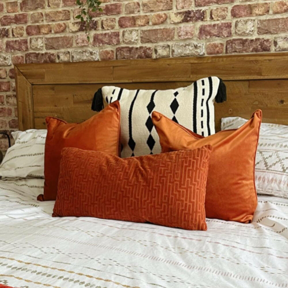 Hoxton Rustic Oak Wooden Bed Frame 6ft Super King Size