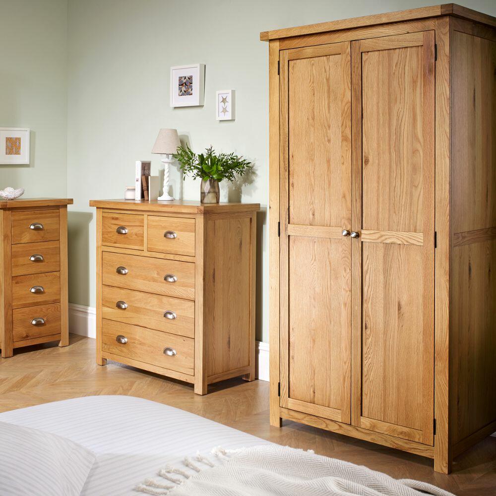 Happy Beds Woburn Oak Large 3 Drawer Bedside Table Room Set