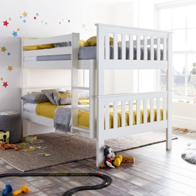 Checo top bunk beds