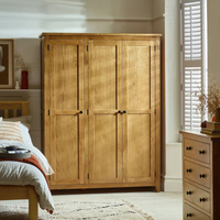 Marlborough Oak 3 Door Wardrobe