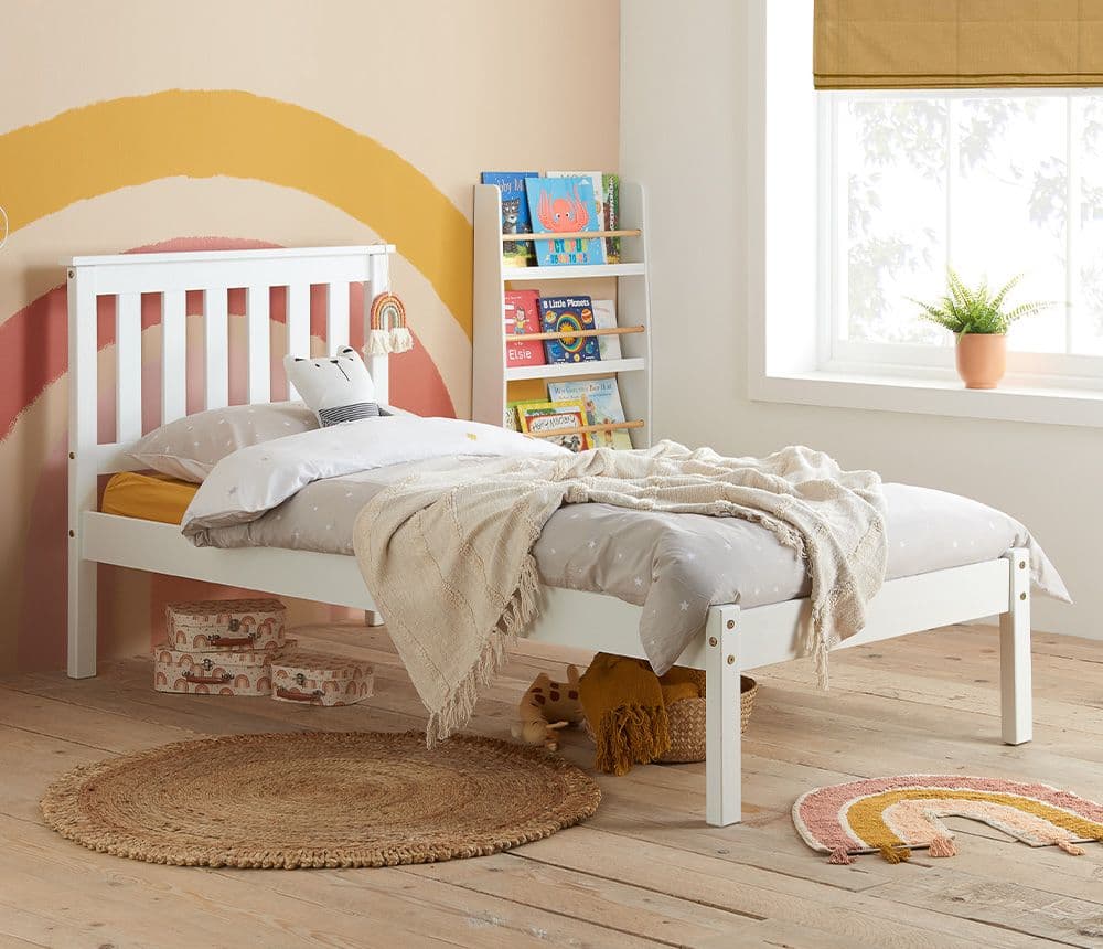 White outlet pine bed