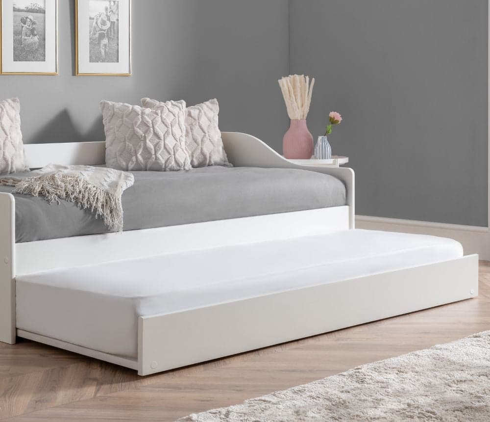 Tufted bed sale with trundle