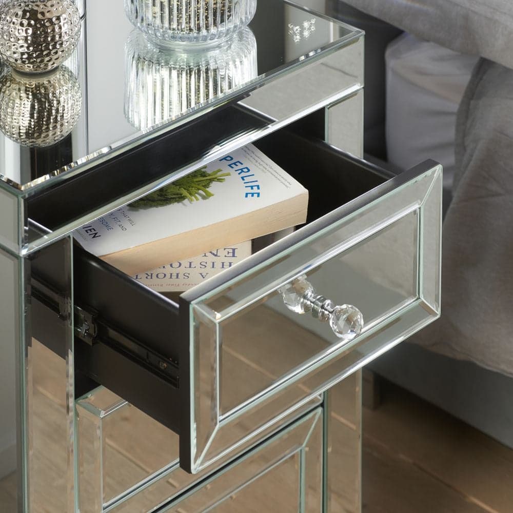 Quilted mirror shop 3 drawer bedside