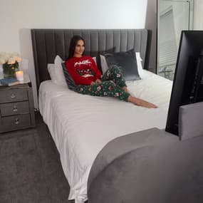 @nicolecharbass
