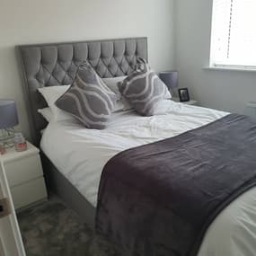 @126bloorbyron
