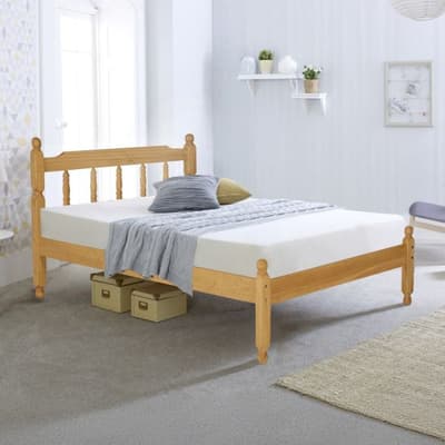 Colonial Waxed Pine Wooden Bed