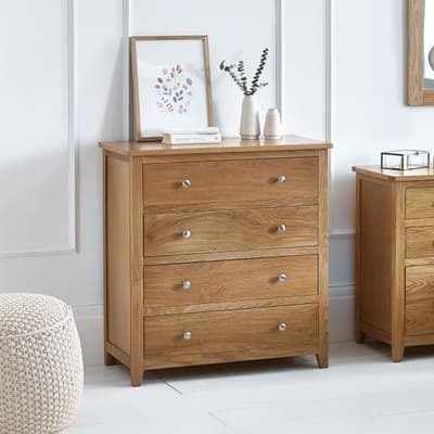 Mallory Oak Wooden 4 Drawer Chest