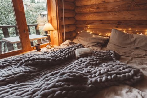 How To Create A Cosy Winter Bedroom