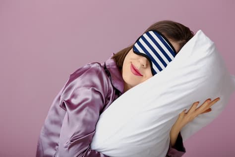 Is It Good To Sleep Without A Pillow?