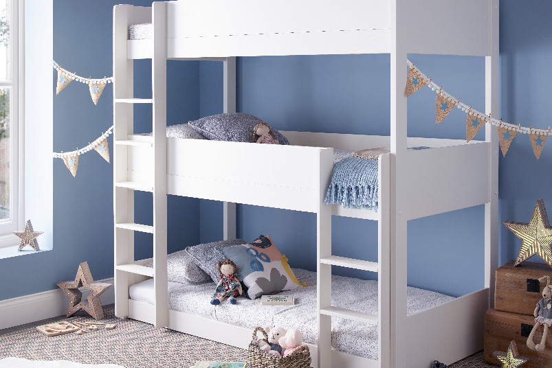 Snowdon White Wooden Triple Sleeper, 3 Stacked Bunk Beds
