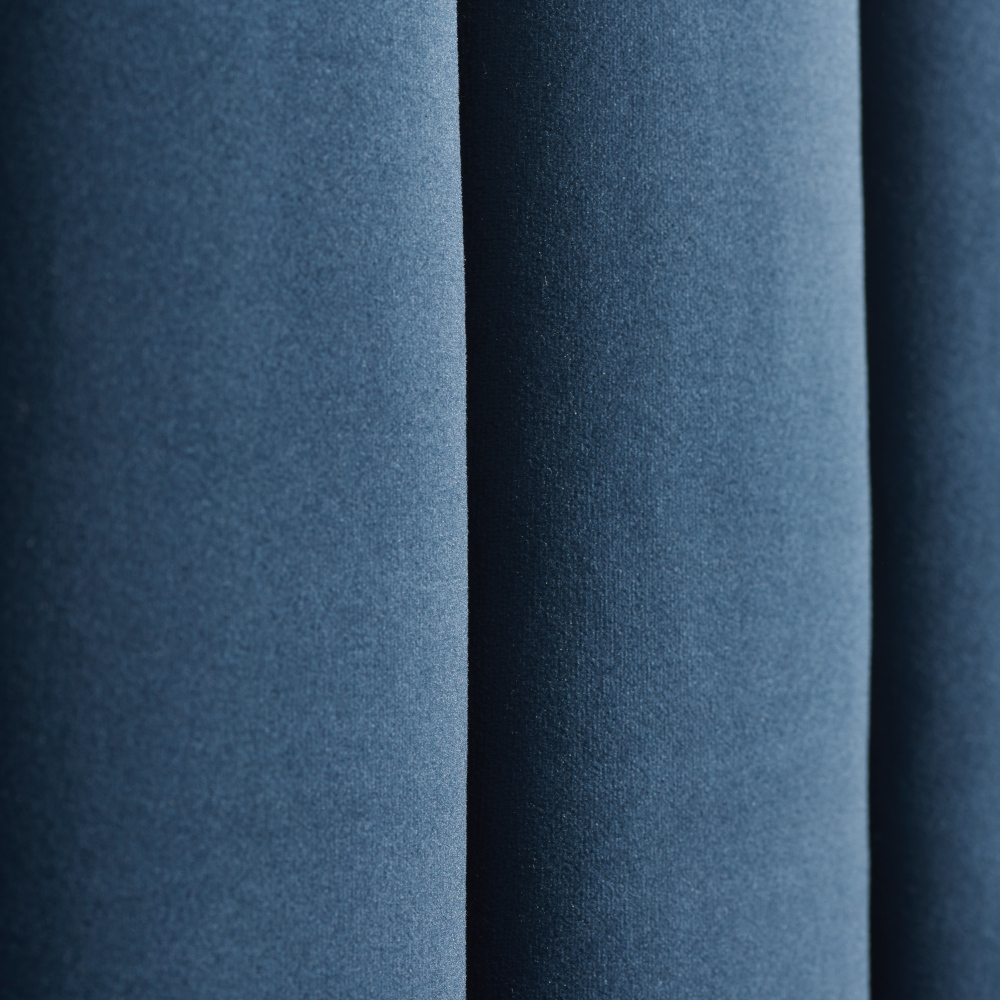 Hanam Midnight Blue Velvet Bed