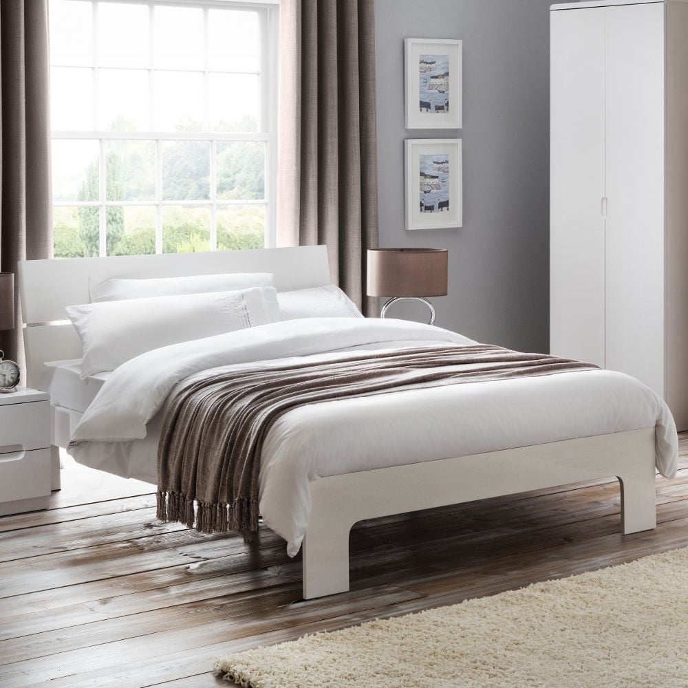 Manhattan White Gloss Wooden Bed Frame 4ft6 Double