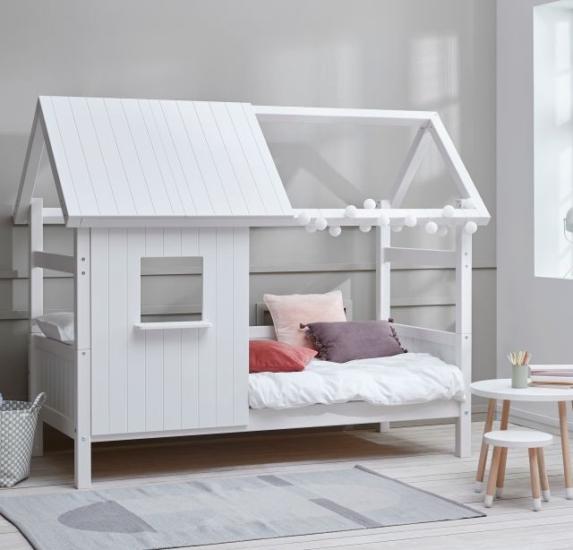 Nordic Hut White Wooden Treehouse Bed