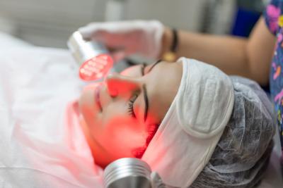 How To Incorporate Red Light Therapy Into Your Sleep Routine